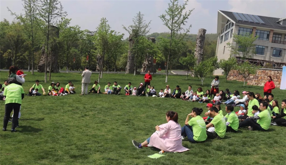 BBunion宜兴八佰伴中心：跟着宝贝一起去春游吧